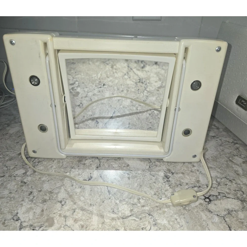 Vintage JetSet Portable Lighted Makeup Mirror with Travel Case Vanity Swivel